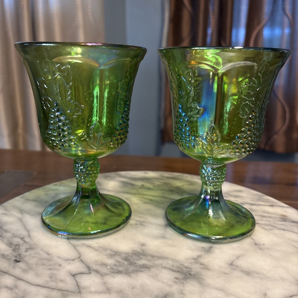 2pc VTG 70s Indiana Glass Harvest Grape Carnival Green Goblet Iridescent Lime